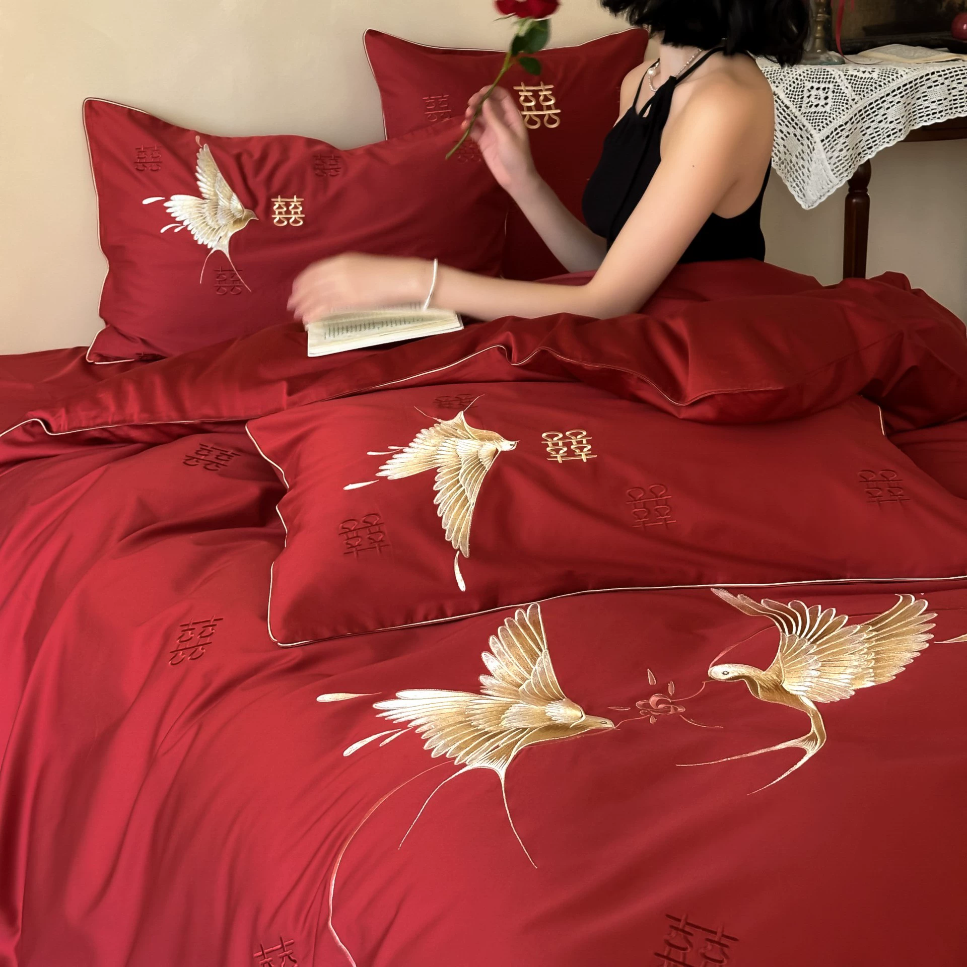 Простой новый китайский свадебный набор из четырех частей