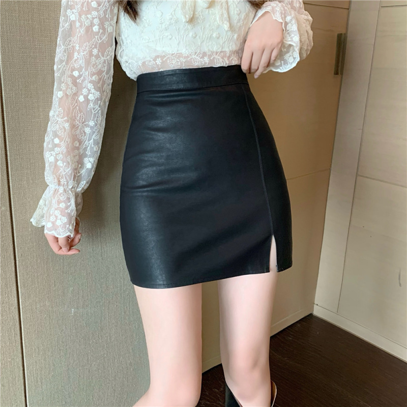 黒いフォークの小さい皮のスカートの女性の秋の新型の大きいサイズは太っています。|undefined