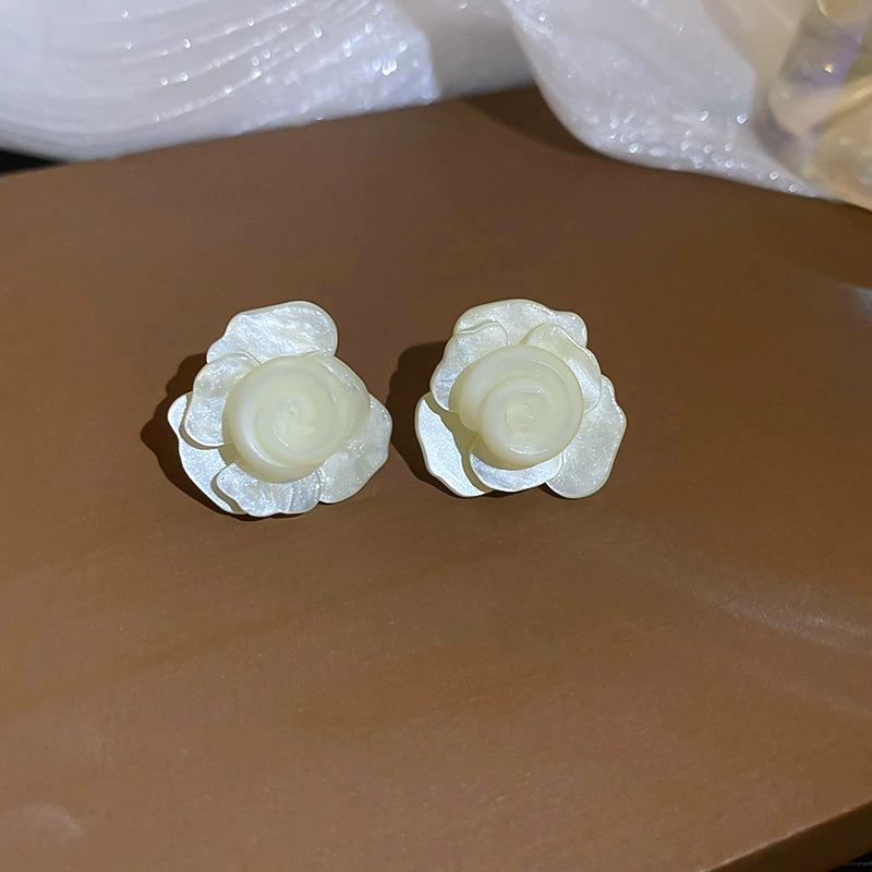Серьги — коллекция модной желтой Fresh, цветы и минималистичные стили, гипоаллергенные штифты