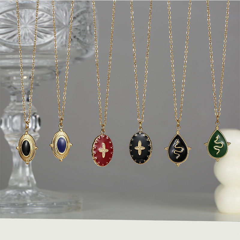 Fashion Oval Snake Stainless Steel Titanium Steel Plating Pendant Necklace Colorza_colorza_5