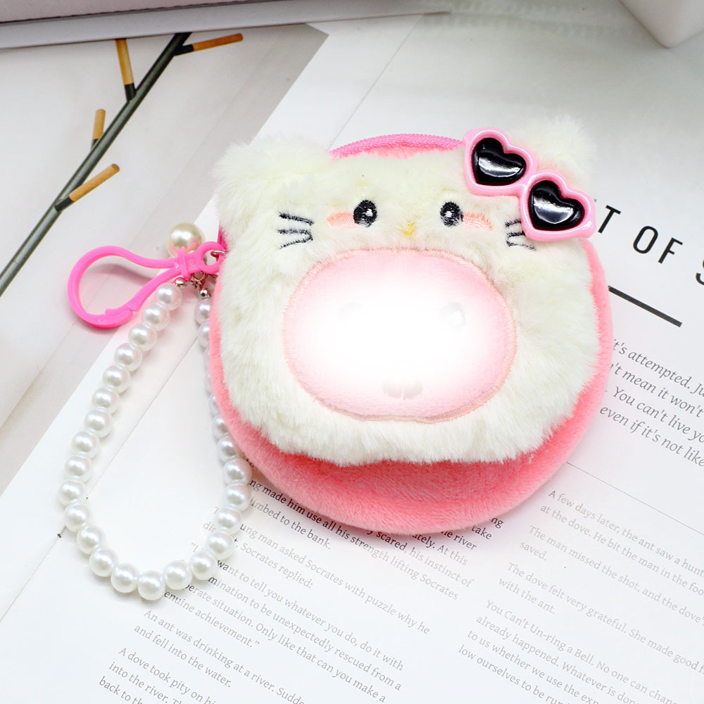 복숭아색 안경 모자 비버