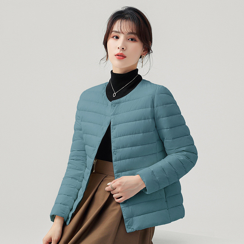 2023 autumn and winter new lightweight down jacket warm liner women's outer wear round neck fashion thin lightweight coat