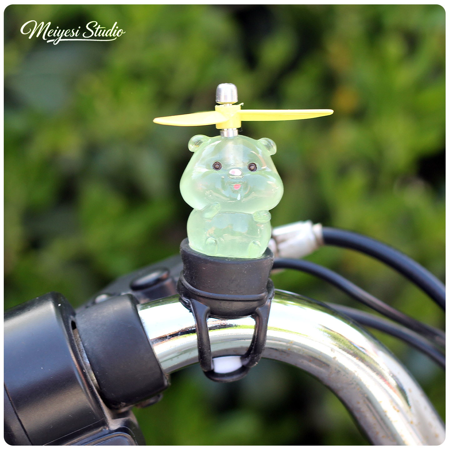 Cariñosa muñeca de dibujos animados accesorios de decoración de automóviles eléctricos accesorios de motocicleta de batería de bicicleta manija de decoración