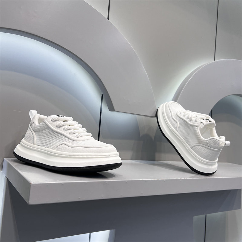 Trendy Men's Shoes 2026 Spring New Fashion High-Top Versatile Casual Shoes for Teenagers Breathable Comfortable Daily Shoes Trendy Men's Shoes 2026 Spring New Fashion High-Top Versatile Casual Shoes for Teenagers Breathable Comfortable Daily Shoes