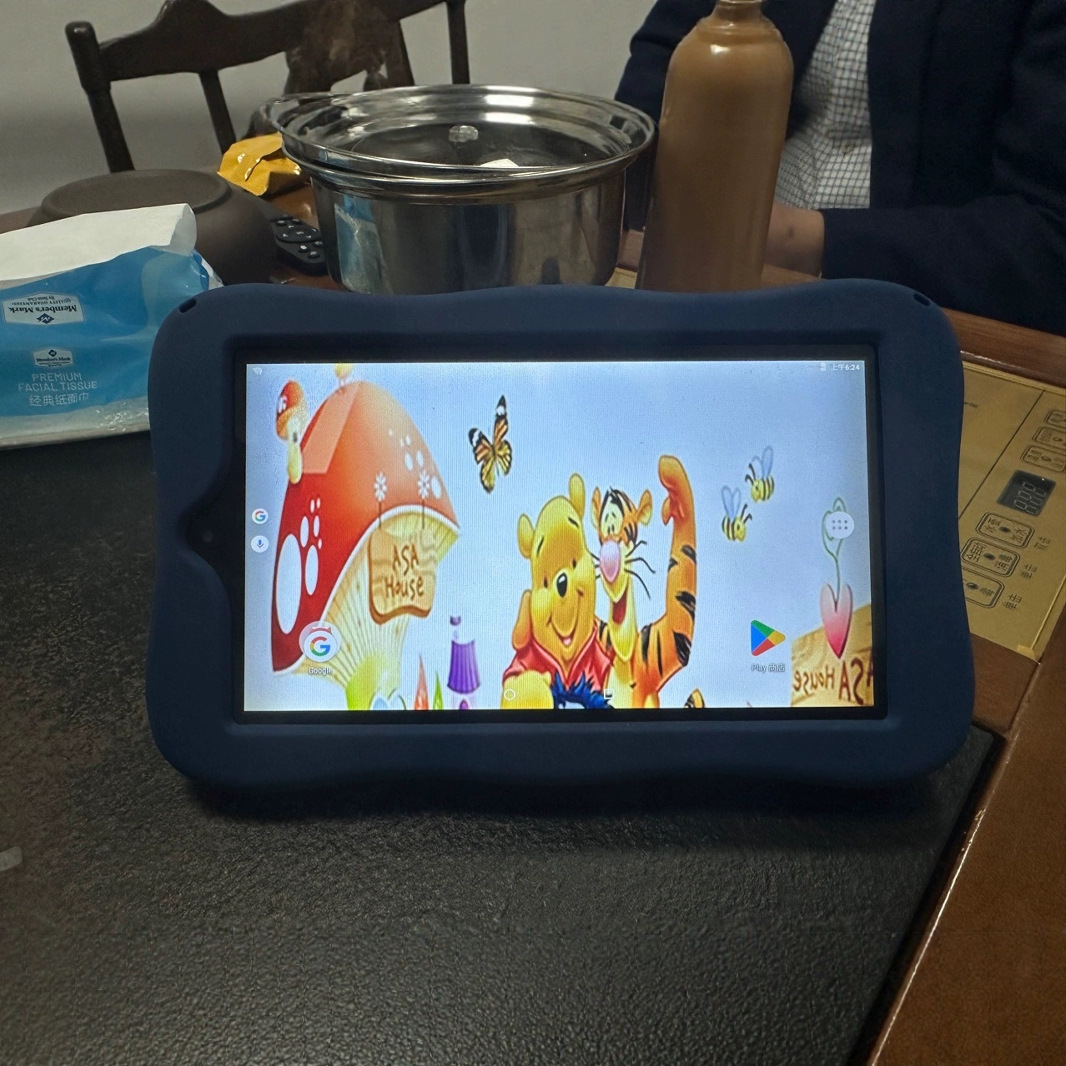 新品跨境平板电脑7英寸娱乐学生平板电脑安卓mtk8163芯片学习