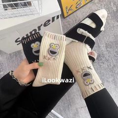 小青蛙新款襪子女中筒襪ins潮流個性外穿復古高筒襪百搭時尚運動