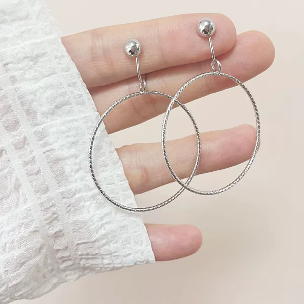 Silver mosquito coil, ear clips, 4cm
