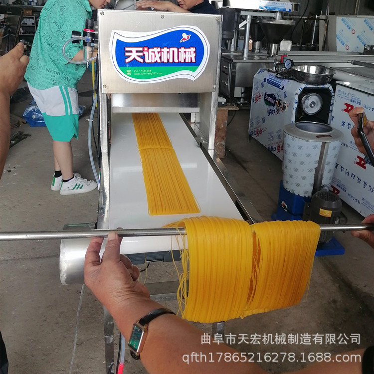 现货供应小型粗粮面条机  自熟玉米面条机 商用玉米面条设备