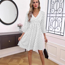 外贸跨境欧美新款女秋高级感时尚气质v领波点高腰连衣裙