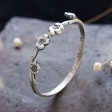 999�͹řѻ��r�ռ��y���CŮ�_�ں��s������ˇ�����֭h��Ů��