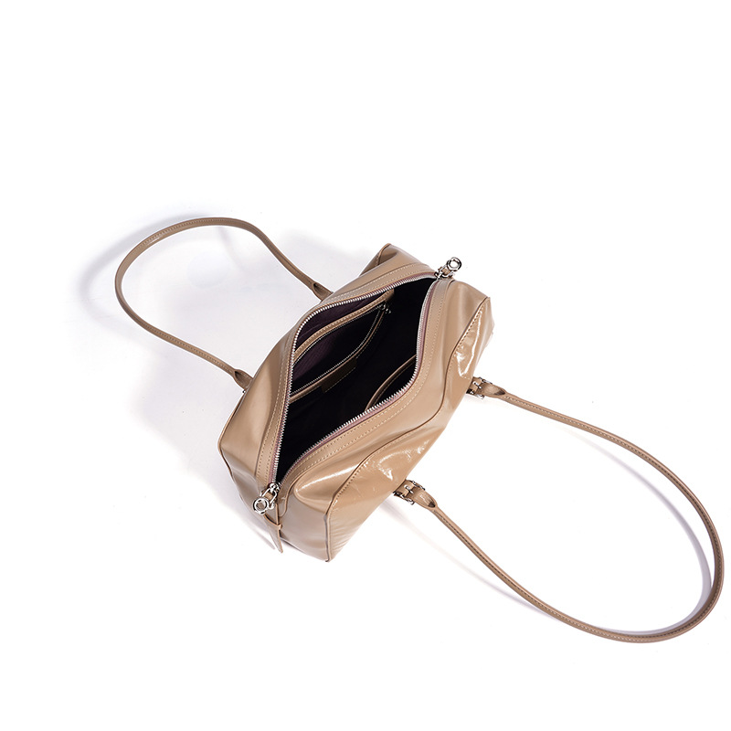 Niche Large Capacity Commuter Women's Bag Versatile Genuine Leather Fashion Handbag Shoulder Bag Minimalist New High-End Underarm Bag - Thumbnail 4