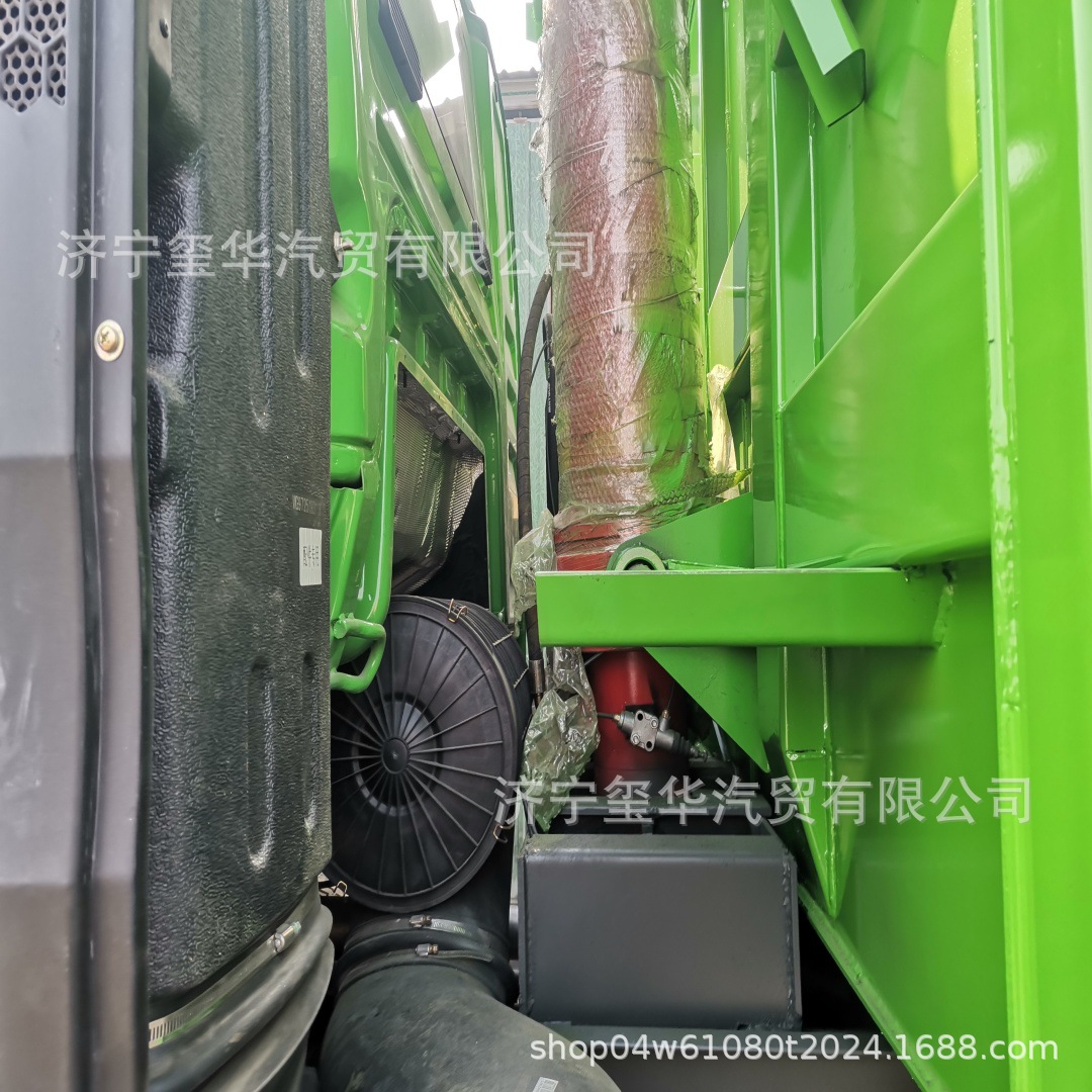 Cross-Border Second-Hand Howo Dump Truck, Howo Tx12-Wheel Sand and Gravel Self-Unloading Transport Truck, Rear-Dump Heavy Truck