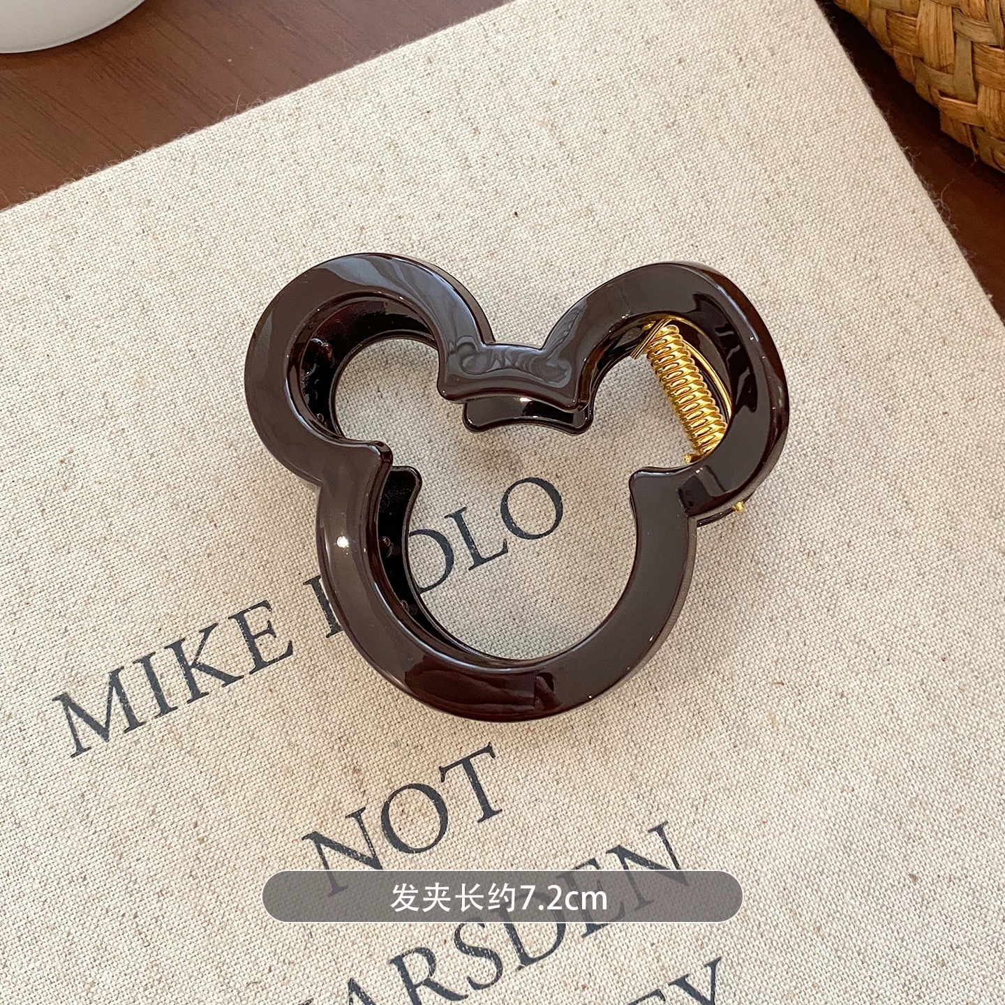 Hollow mickey glossy coffee
