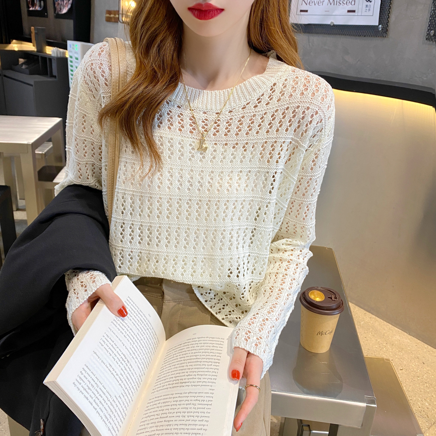 Women's hollow-out knit sweater, early autumn new style, 2024 hot-selling loose-fitting outerwear sweater, thin base layer, long-sleeved top