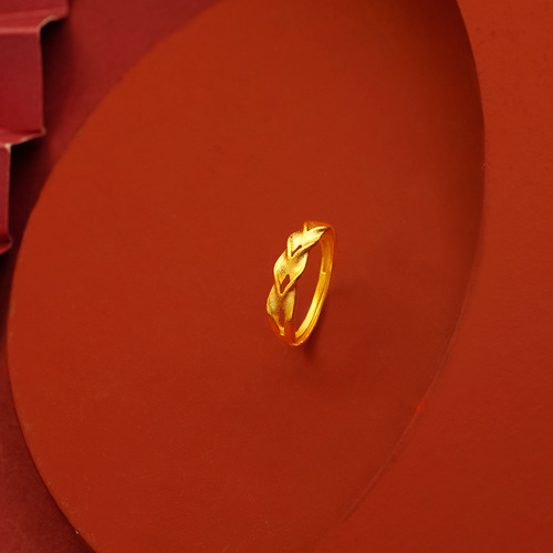 Brass gold-plated wavy wheat ear ring, Sui Sui safe opening matte twist ring, fashionable women's jewelry