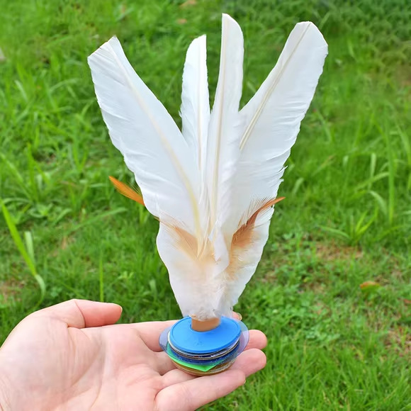 Shuttlecock Sports for Adults, Durable Shuttlecock for Kicking, Competition, Children, Elementary School Students, Large White Shuttlecock