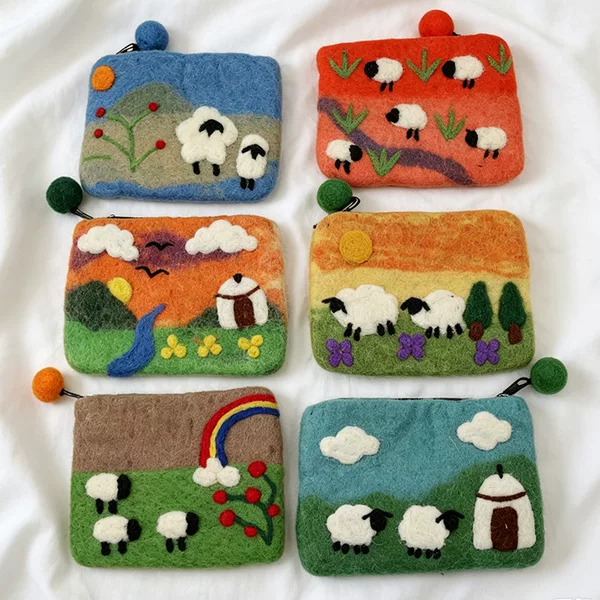 Wool felt key bag with sheep yurt pattern, pastoral style, cute storage bag, coin purse, card holder, creative design