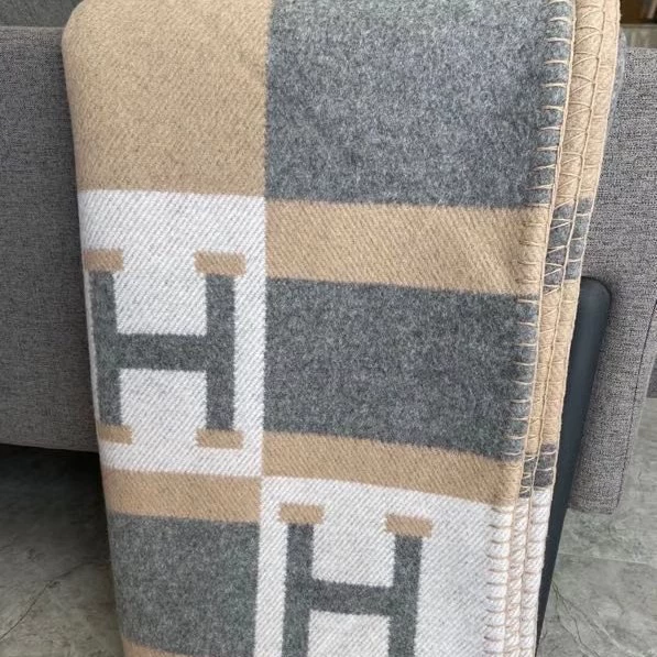 Cashmere cloak, duvet, double-sided sofa