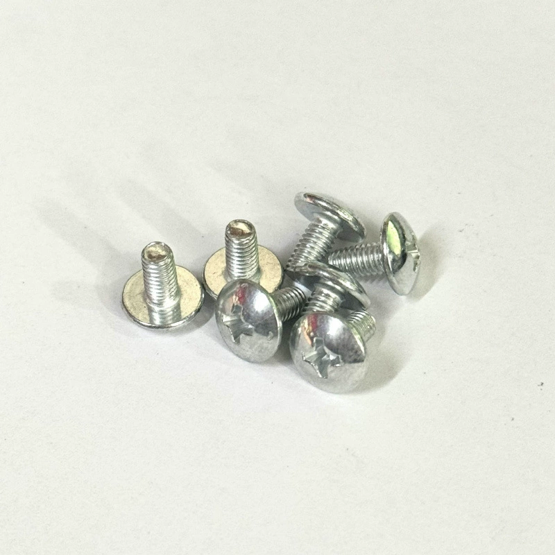 Нестандартные 4*8 головки, 10 больших крестообразных винтов с круглой головкой, винты с цилиндрической головкой, машинные болты, винты