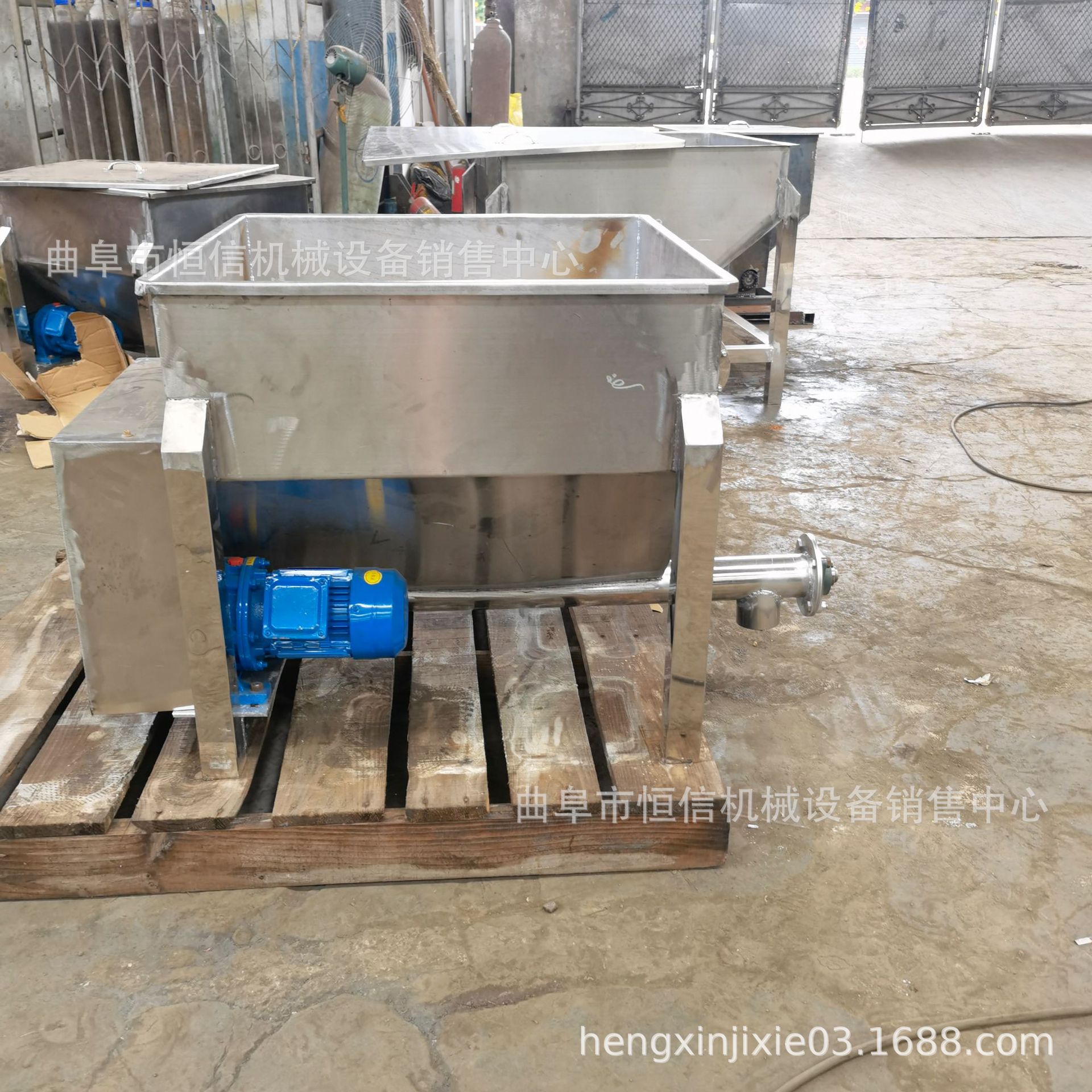 重晶石粉微小型喂料机厂家zcjb 速度可调铁红粉定量喂料机 多用途