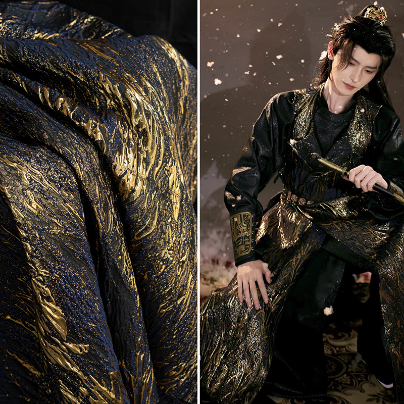 蓝金色立体脉络鎏金提花织锦缎闪光重肌理褶皱廓形服装设计师面料