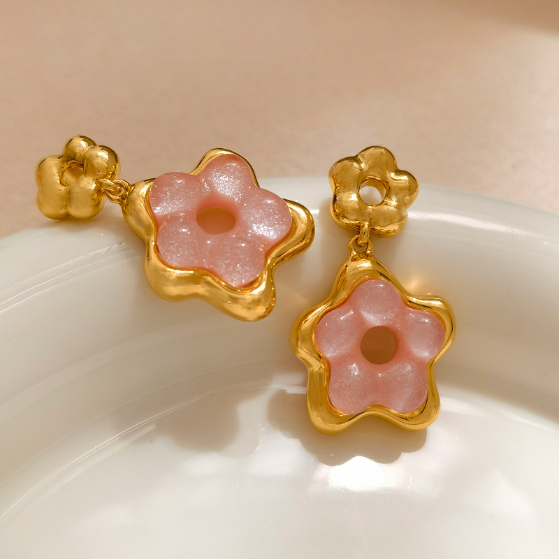 1 Pair Elegant Sweet Flower Plating Resin Copper Drop Earrings display picture 3