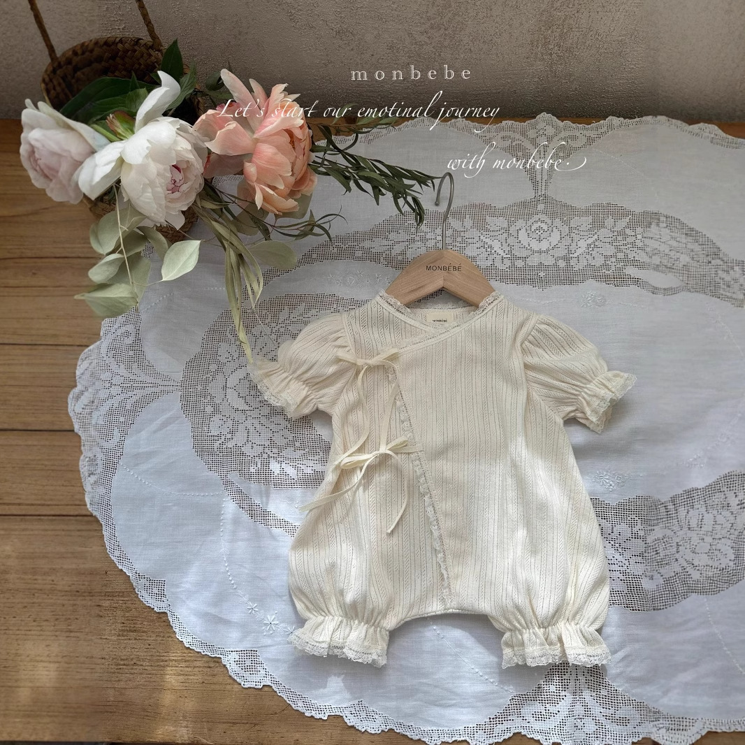 Ropa de bebé de verano, estilo coreano, ropa infantil 2025, nuevo pelele de encaje con abertura diagonal para bebé niña, conjunto de verano para bebé