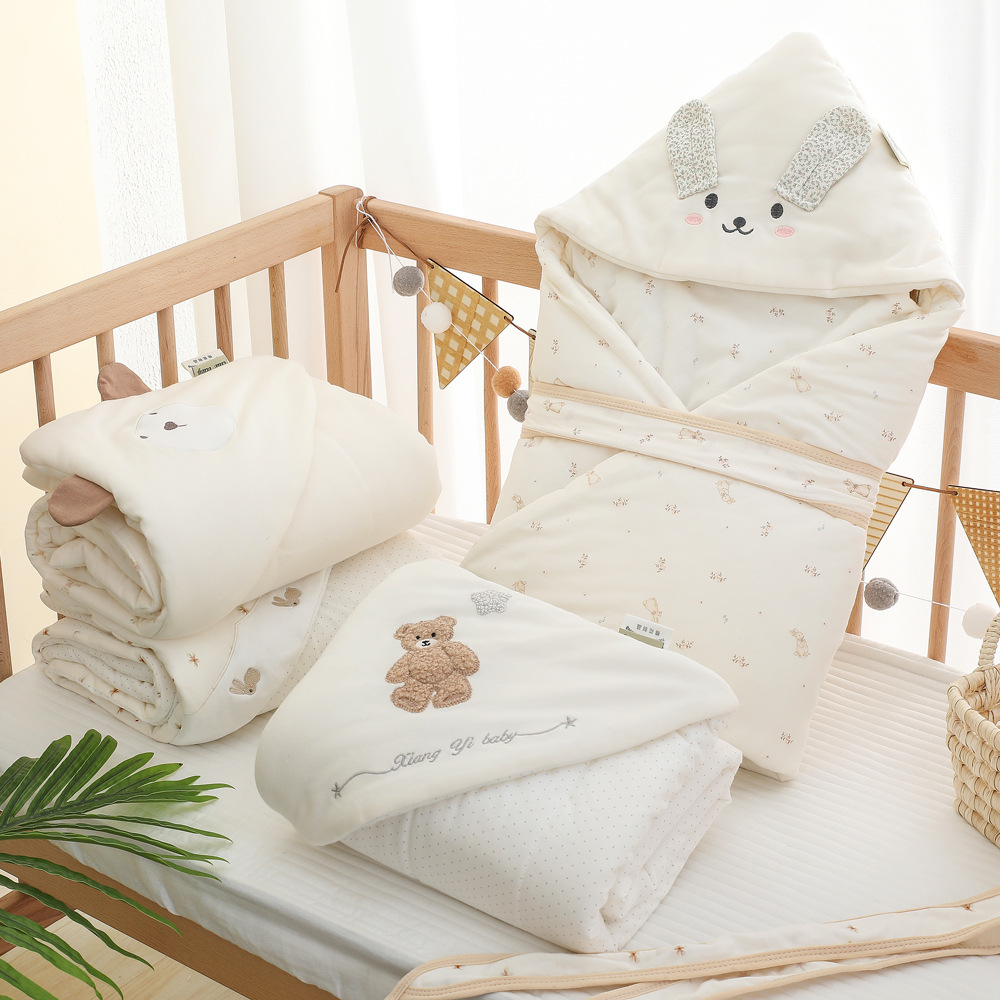 Newborn Swaddle Blanket for Delivery Room, Windproof Swaddle Blanket for Outings, Pure Cotton Cartoon Print Quilted Hooded Baby Wrap