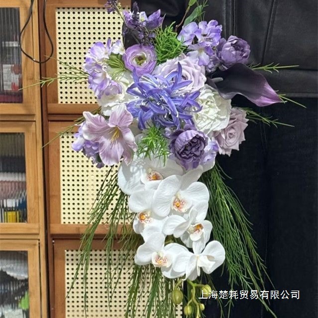 Nature style | 滝の花束 |   花嫁のウェディングドレスの写真撮影の小道具ホームカウンタートップフラワーアート|undefined