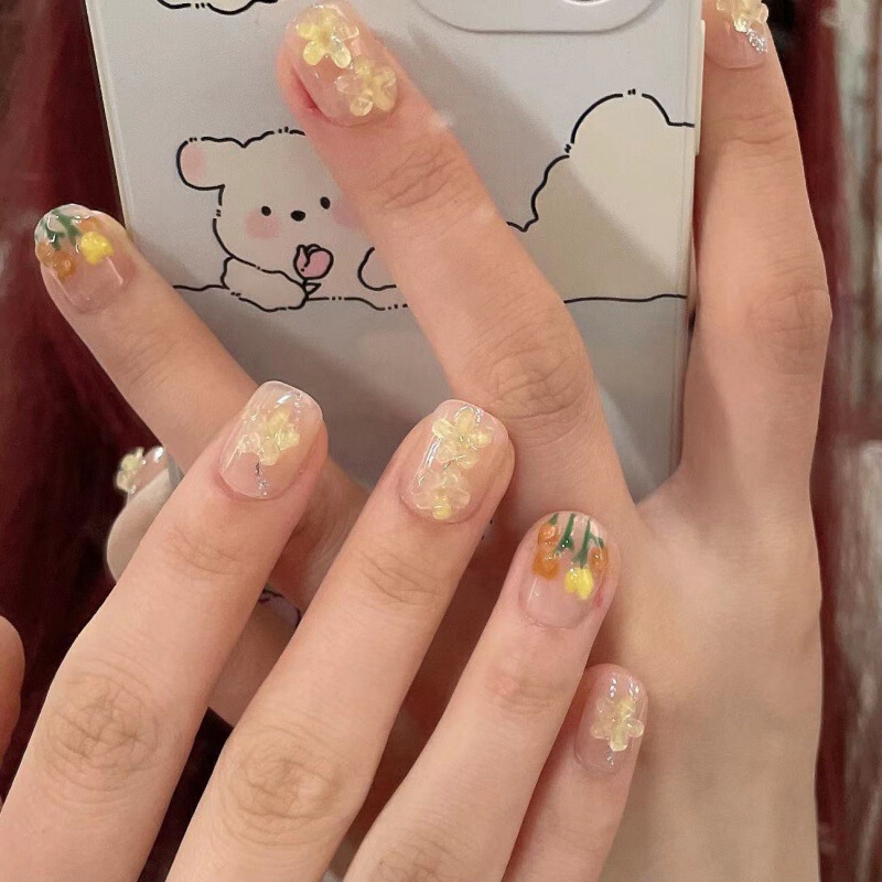 Purely Handmade Manicure, Wearable Nails, Short Style, Medium Length, Ice-Transparent Nude Color, Hand-Painted Tulips, Pure Lust Style, Accessible Luxury Manicure Patches Purely Handmade Manicure, Wearable Nails, Short Style, Medium Length, Ice-Transparent Nude Color, Hand-Painted Tulips, Pure Lust Style, Accessible Luxury Manicure Patches