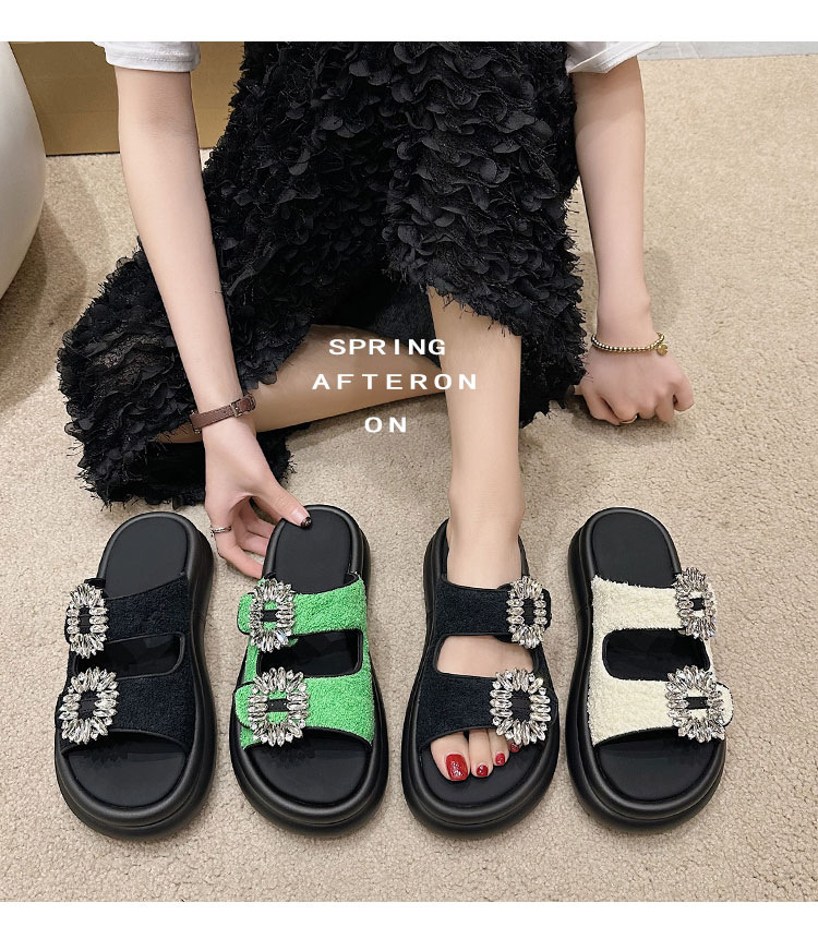 Sandal Image 1