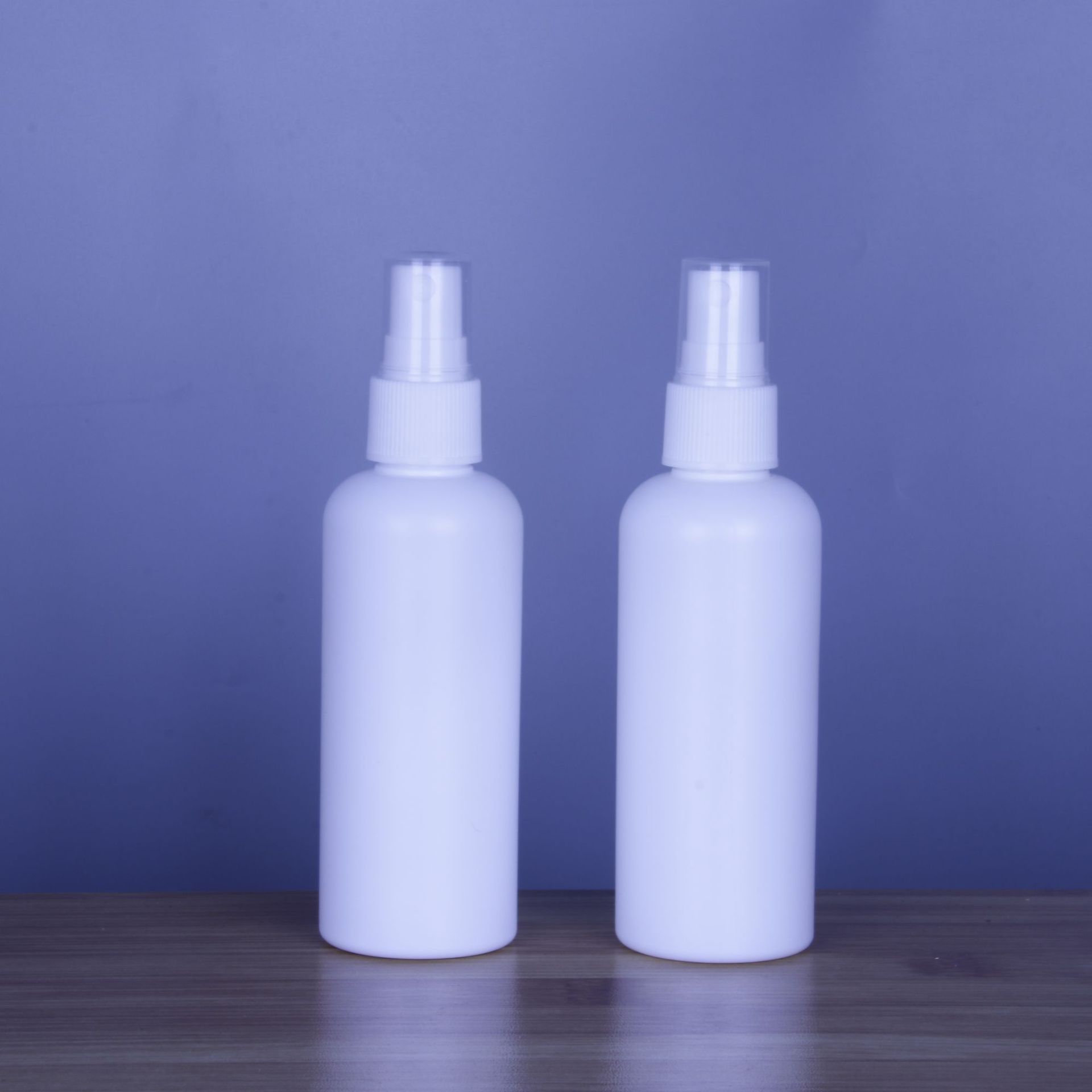 厂家 喷雾瓶10ml毫升-100ml PE小喷瓶 塑料瓶 塑料小喷壶现货