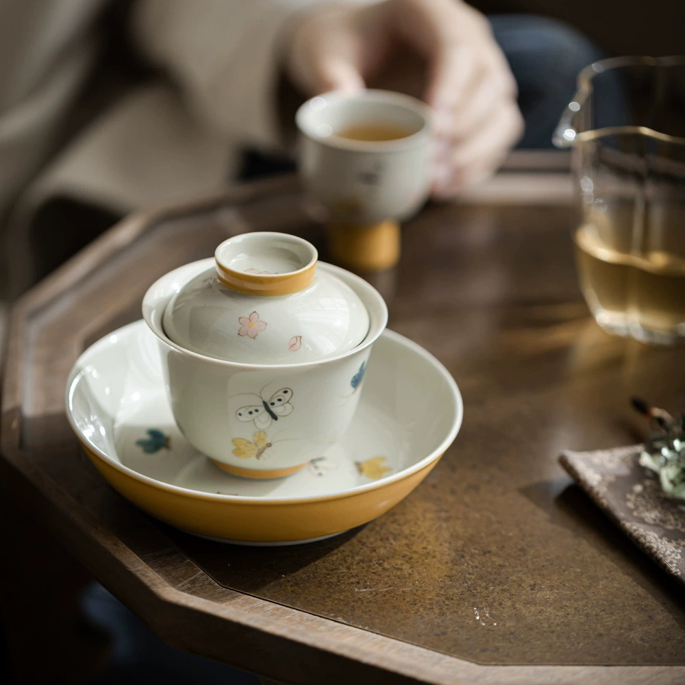 泥人述 [草木灰手绘招蜂引蝶高足杯 釉下彩蝴蝶蜜蜂品茗杯茶室茶杯]