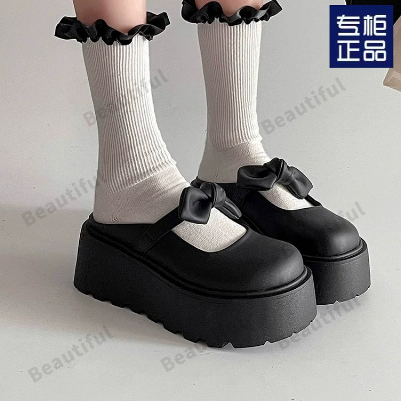 Женские тапочки-мулы Lazy во французском стиле с бантом на лето 2025 года, подходящие для сочетания с платьями и сандалиями Birkenstock Mary Jane.