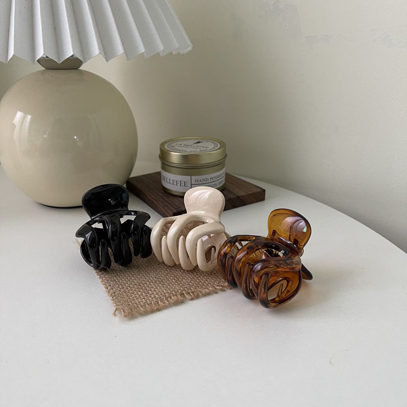 Új verziójú kis fogású hajcsat akril fekete barna francia hajcsat cápacsat hajcsat Korea, Európa és az Egyesült Államok egyszerű_voghion.com