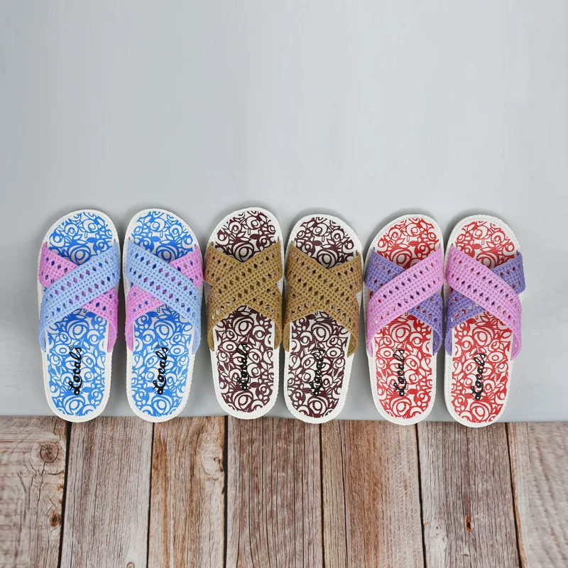 Non-slip deodorized classic slippers, wholesale