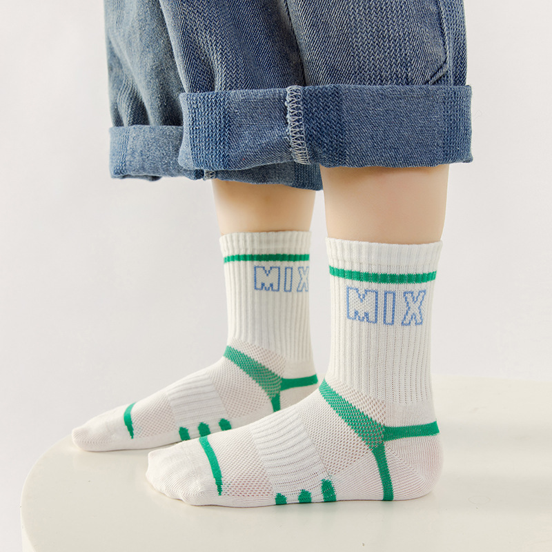 Calcetines para niños de verano calcetines de algodón delgados, calcetines de baloncesto para niños sin hueso anti-bolos, calcetines de verano para bebés