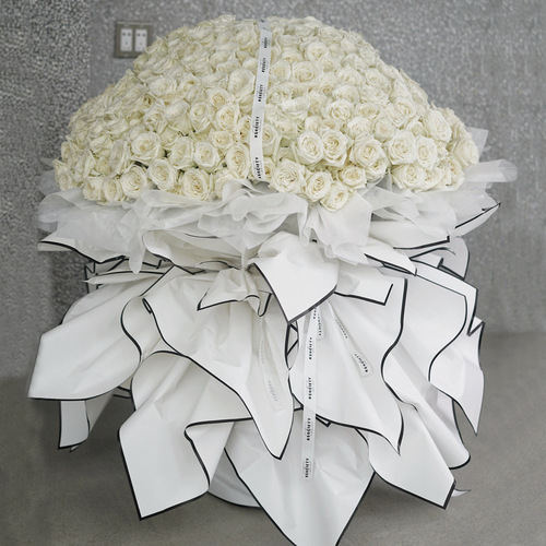 Black and White Floral Wrapping Paper Matte Waterproof Frosted Paper Thick Bouquet Packaging Paper Flower Shop Material Packaging