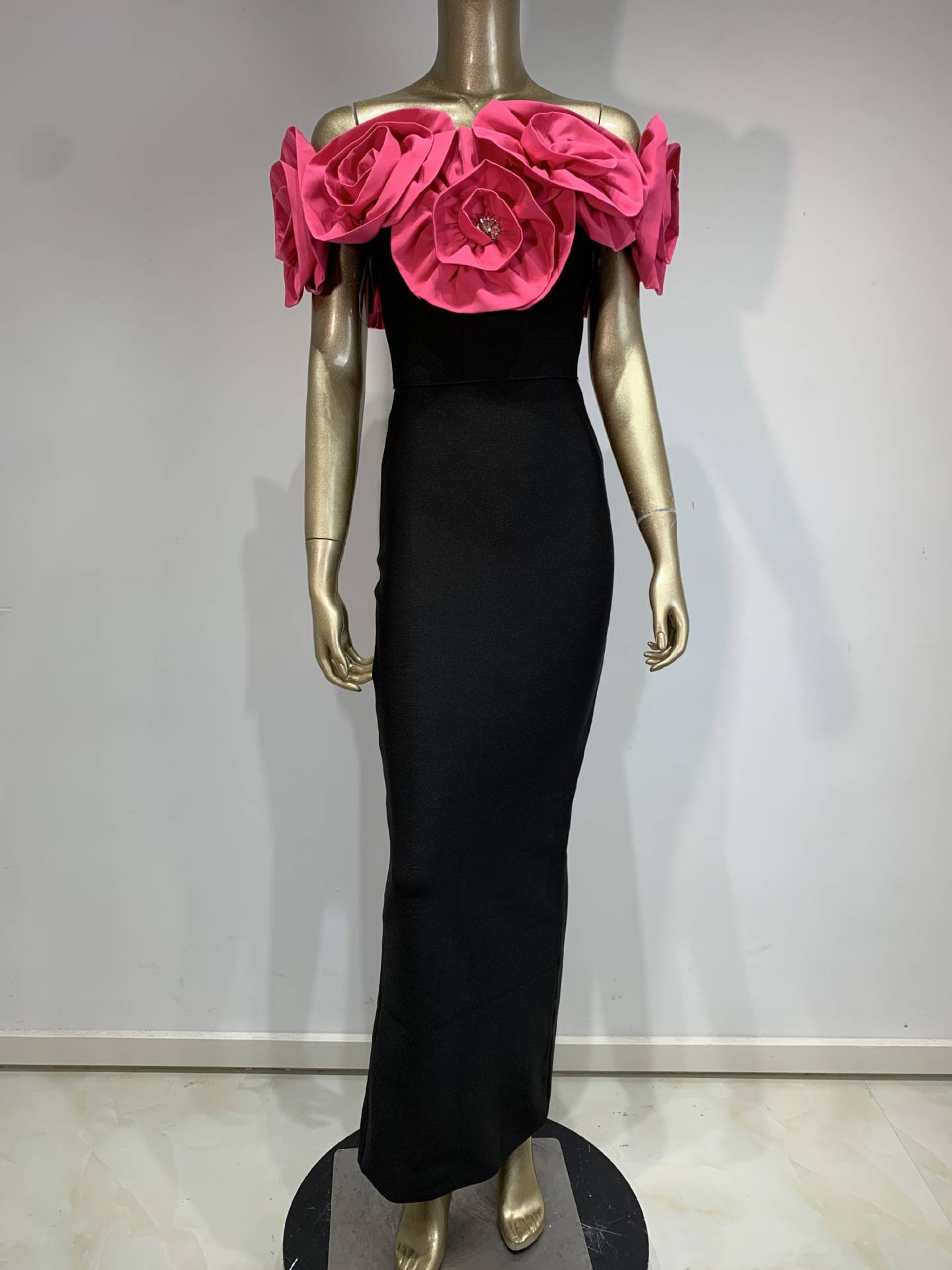 검은 장미 붉은 꽃