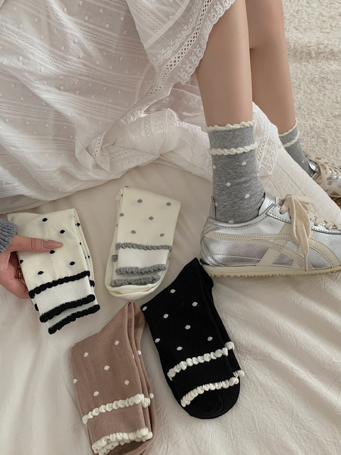 60g Weight Socks Classification Socks Lingerie Type Cotton Fabric Type A Pair Quantity Daily Occasion Polka Dots Pattern Spring, Autumn Season Women's Gender Elegant Style Elegant Women's Polka Dots Cotton Crew Socks A Pair 23