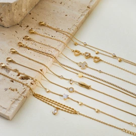 耳环;项链;手链