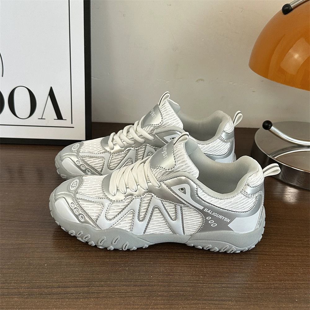 Дышащие студенческие повседневные модные модные туфли для женщин, корейская версия, уличные стильные ретро кроссовки на толстой подошве, летние