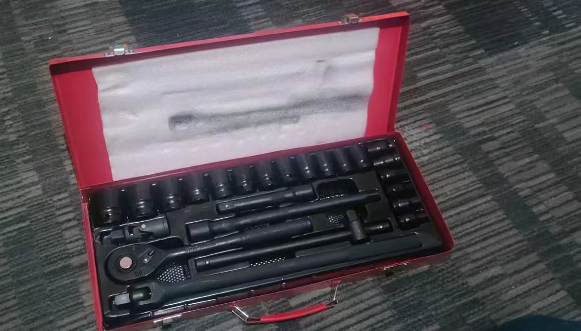 24 conjuntos de caja de hierro rojo y verde arco rocker F rod manga conjunto conjunto de reparación de automóviles suministro de fábrica de reparación de automóviles