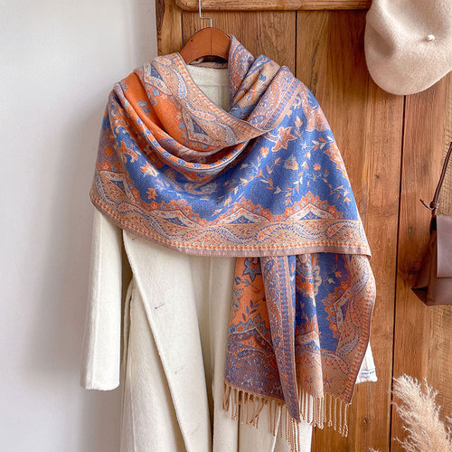 Ethnic style travel wear shawl Lijiang Yunnan scarf women's blanket outer warm cloak cloak sun protection wholesale