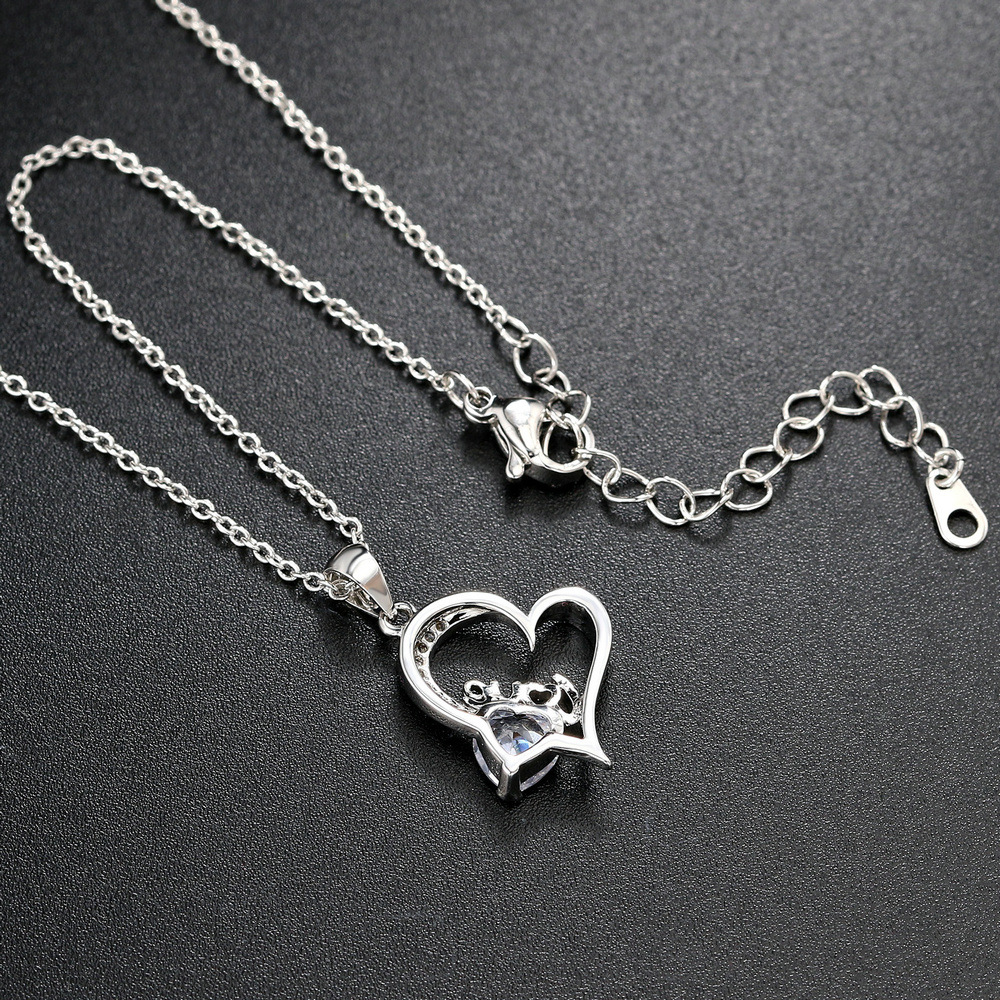 Simple Style Love Heart Shape Copper Polishing Hollow Out Inlay Zircon Pendant Necklace 1 Piece