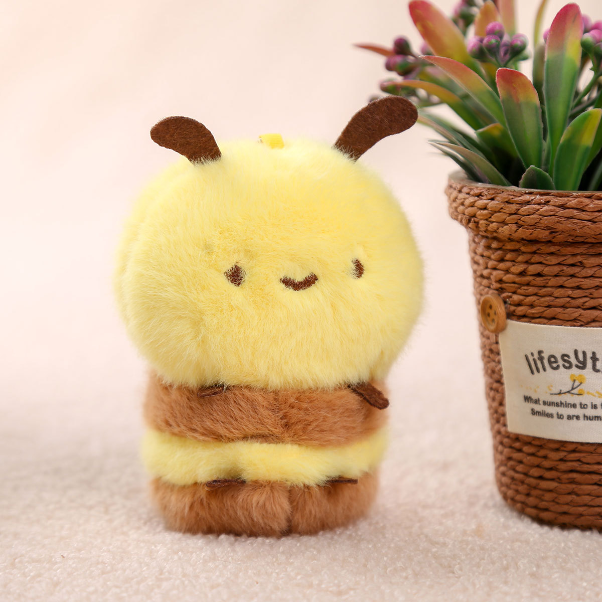 详情-蜜蜂和熊猫 (7).jpg