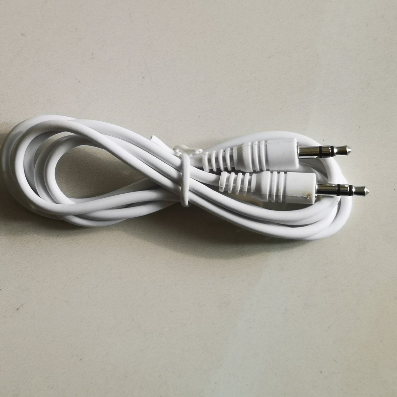 ��ɫ��ת����¼��������Ƶ��3.5����2.5�ź�AUXֱͷ������