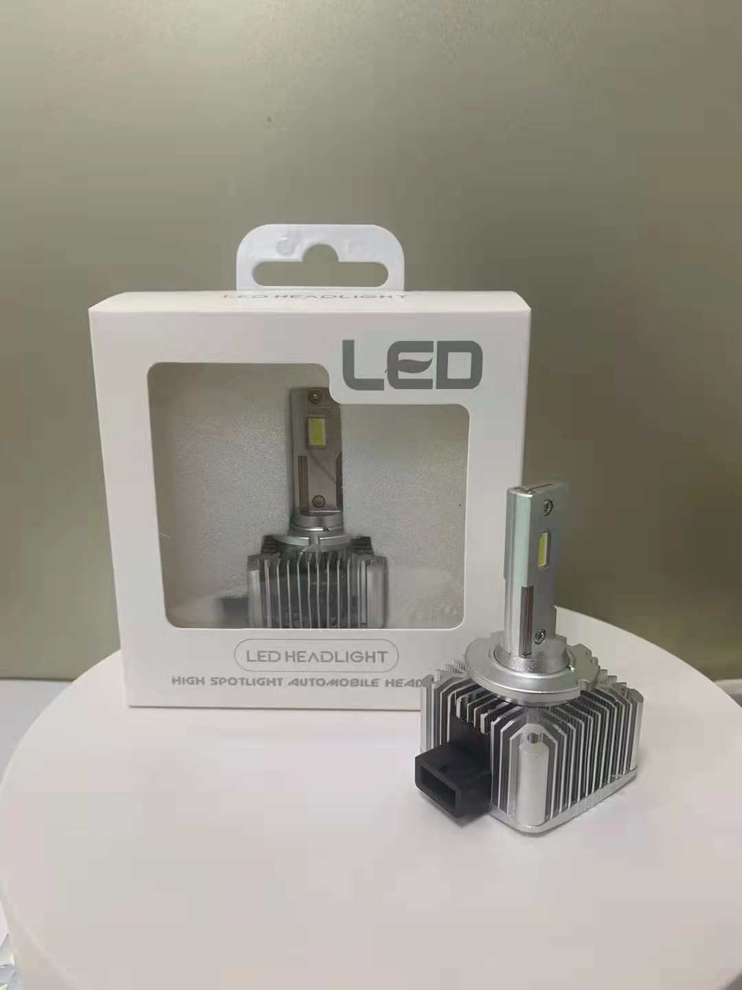 Cross-border D4S xenon lamp stone fence D2S LED D3S car light D5S car bulb D1s LED car headlight