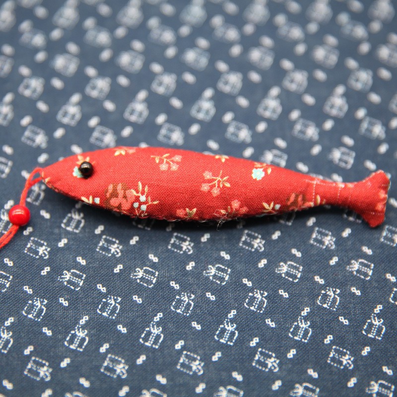 Patchwork estilo antiguo pescado coche colgante bolsa joyería suéter cadena bordado decorativo hecho a mano DIY llavero colgante