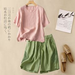 女性用コットンとリネンの半袖シャツトップス、文学的でレトロな今年の夏の新しいルーズカジュアルな伸縮性のあるショートパンツファッションスーツ